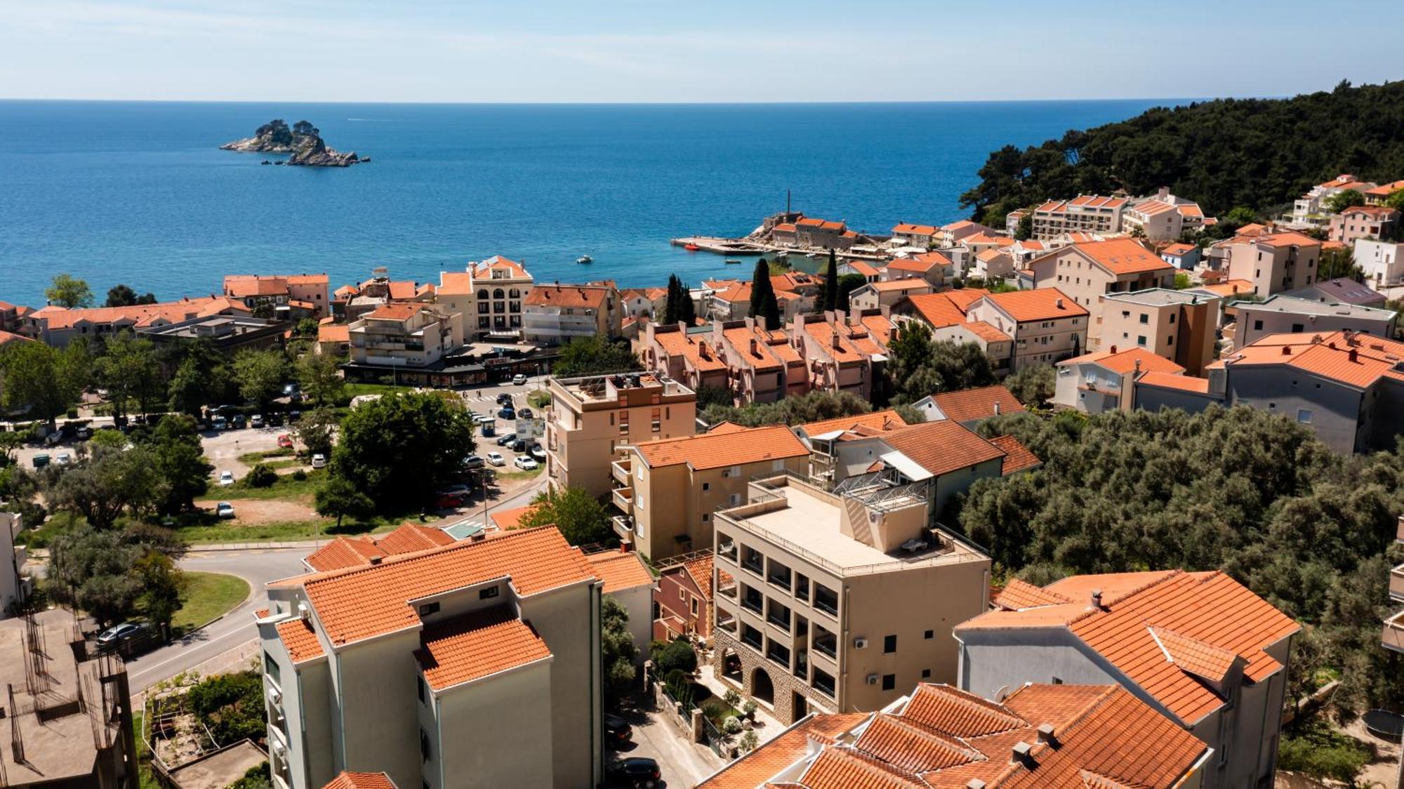 Guest House Medin Petrovac na moru Exterior foto