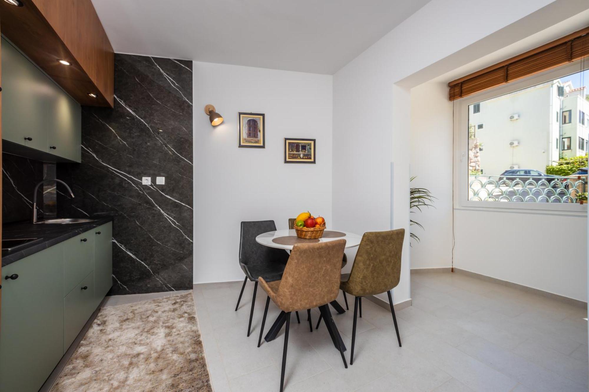 Guest House Medin Petrovac na moru Exterior foto