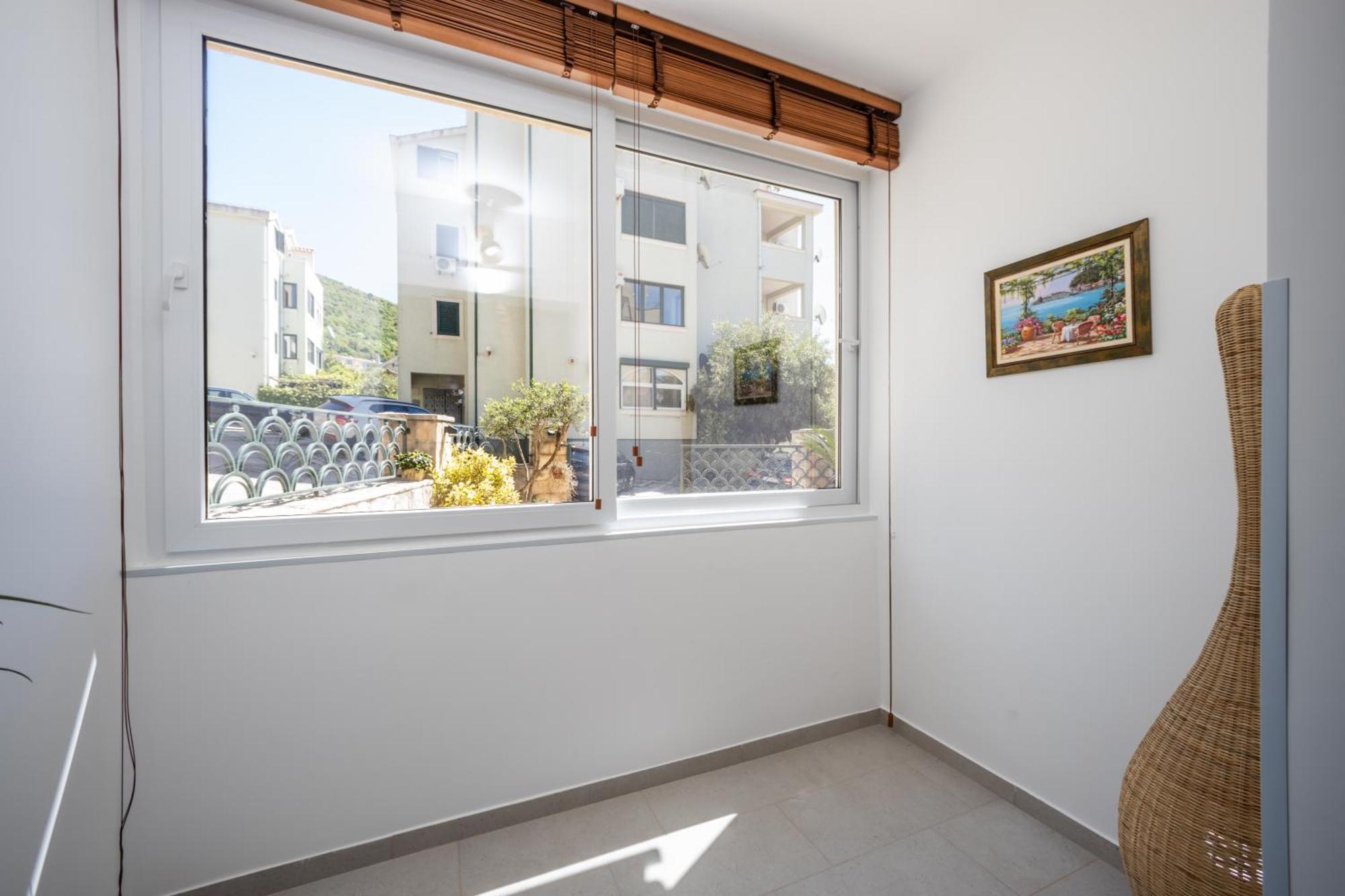 Guest House Medin Petrovac na moru Exterior foto