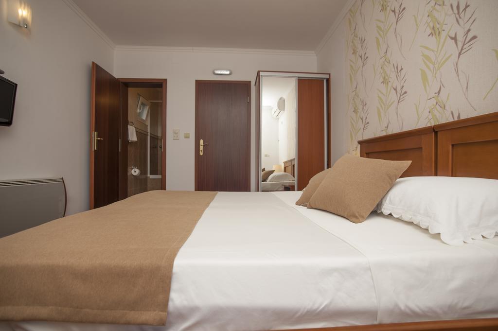 Guest House Medin Petrovac na moru Exterior foto