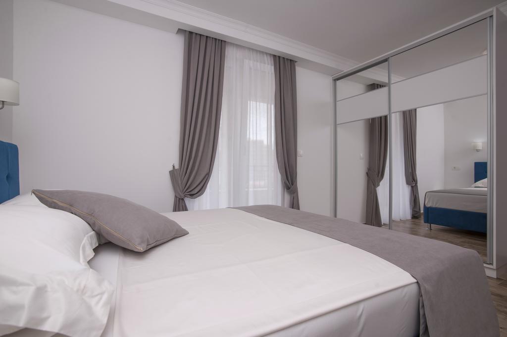 Guest House Medin Petrovac na moru Exterior foto